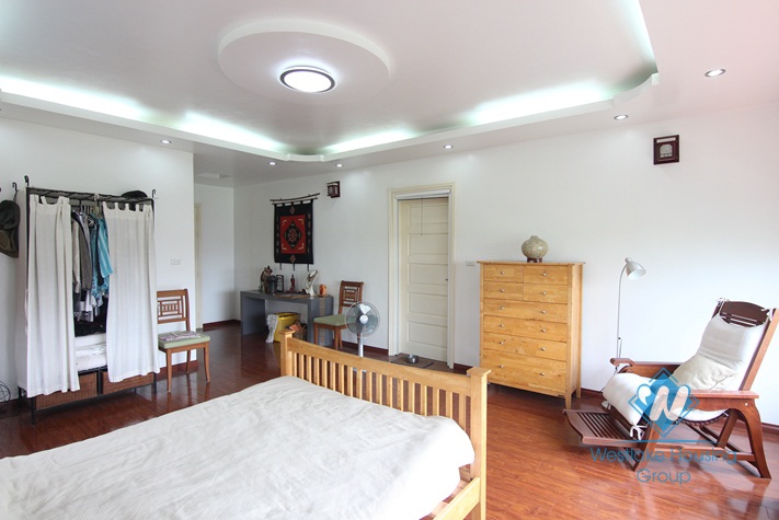 Modern house for rent with garden & swimming pool in Tay Ho, Hanoi